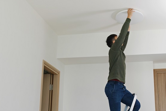 instalare inlocuire montaj plafoniere bucuresti