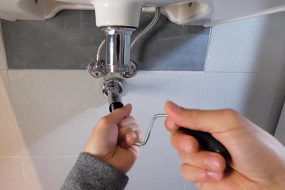 Instalator Balotesti pentru desfundare canalizare